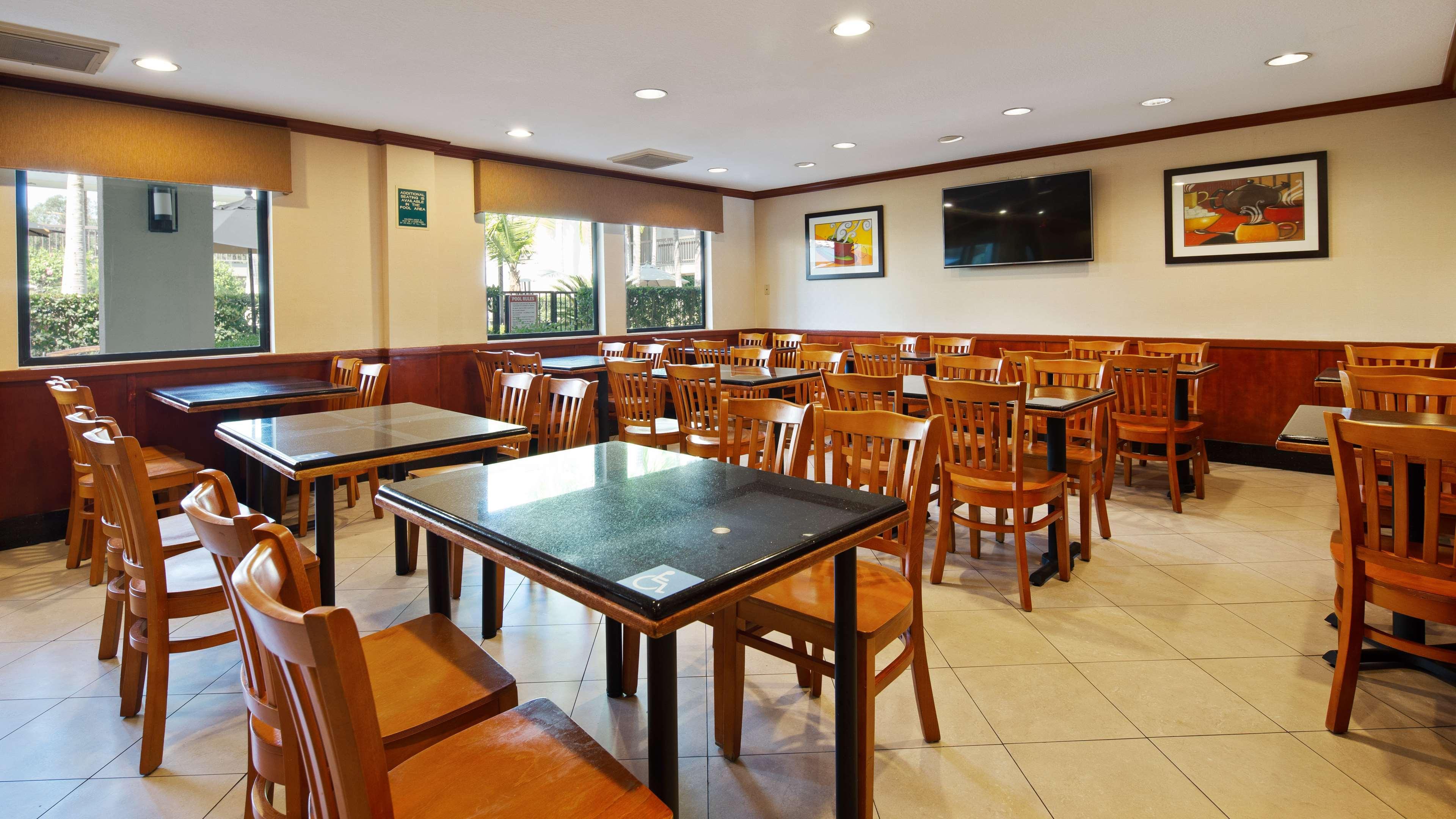 Best Western Plus Orange County Airport North Santa Ana Esterno foto